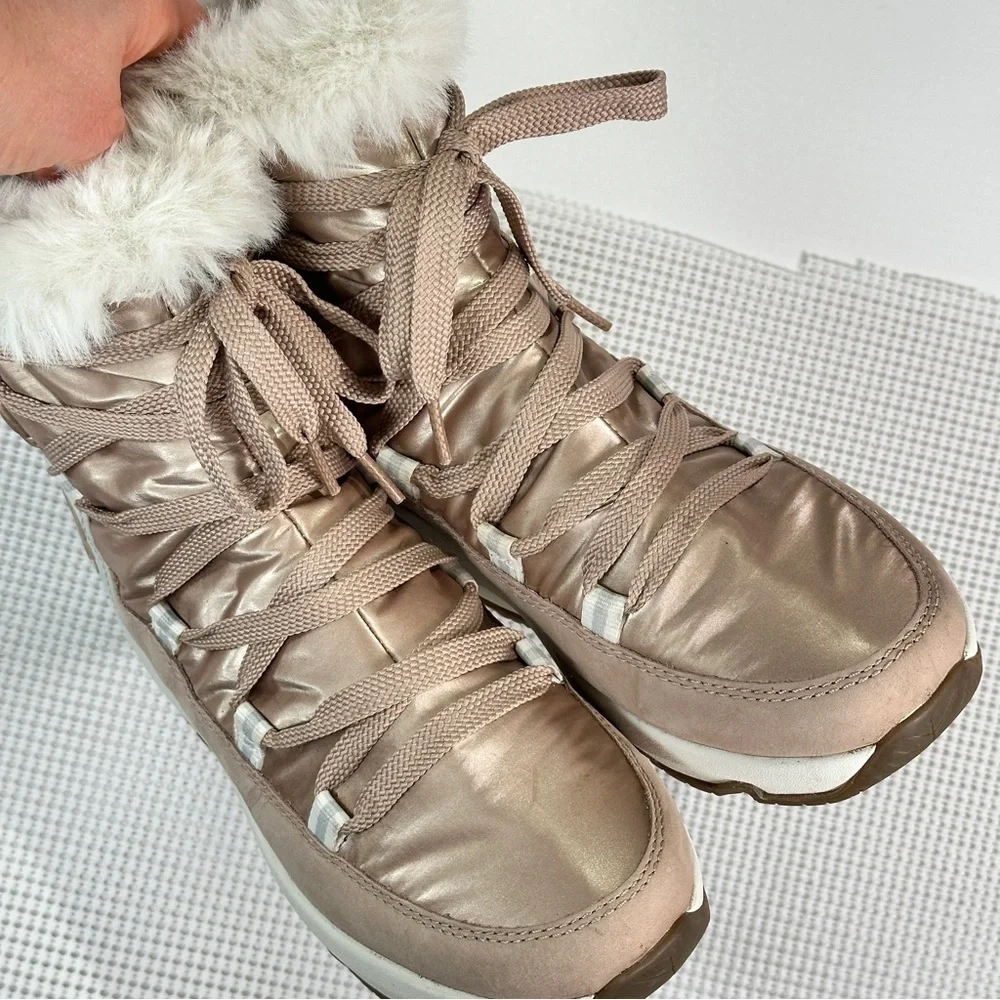 Spyder Women’s Après Ski Boots Faux Fur Lace Up Winter Pink 8.5